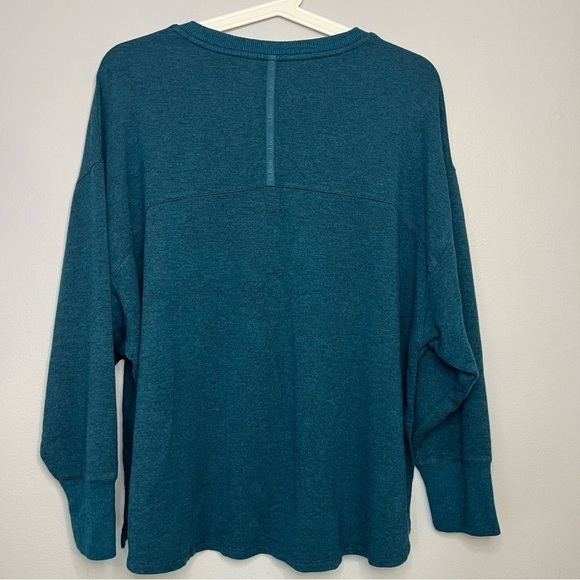 LL Bean Women's Pullover Sweater Modal Round Neck Size M Blue Logo Everyday - Picture 8 of 10
